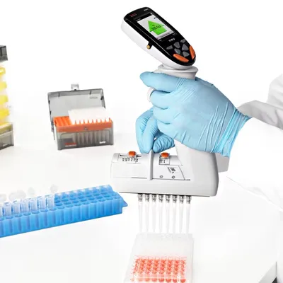 Thermo E1-ClipTip Electronic Adjustable-Spacing 12-Channel Pipette 30-850 µl BT, Part No. 4671090BT - Image 1